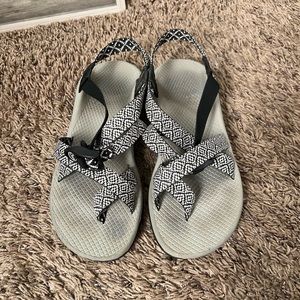 Authentic chacos